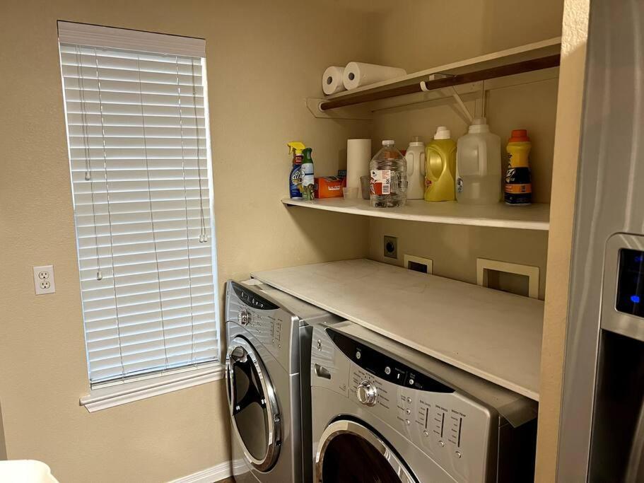 Apartment Cozy 3-bed Garden - 10 Mins To Ut Stadium And Downtown
